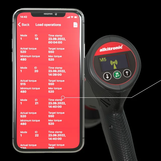 App alkitronic con el registro de aprietes junto al modelo EB